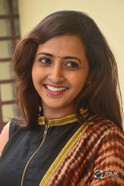 Anchor-Lasya-At-Raja-Meeru-Keka-Movie-Press-Meet